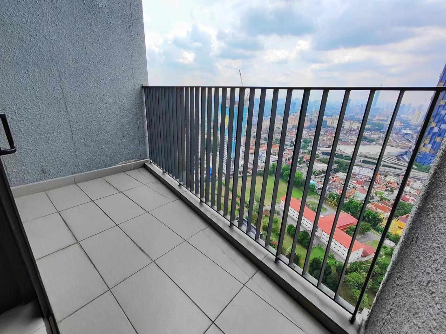 Eko Cheras Mall Duplex 双阳台 Mrt & 精品loft Pangsapuri Kuala Lumpur
