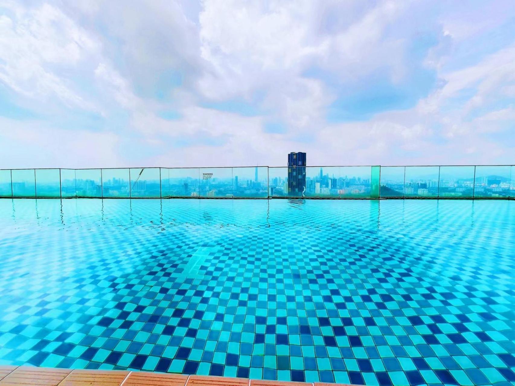 Eko Cheras Mall Duplex 双阳台 Mrt & 精品loft Kuala Lumpur