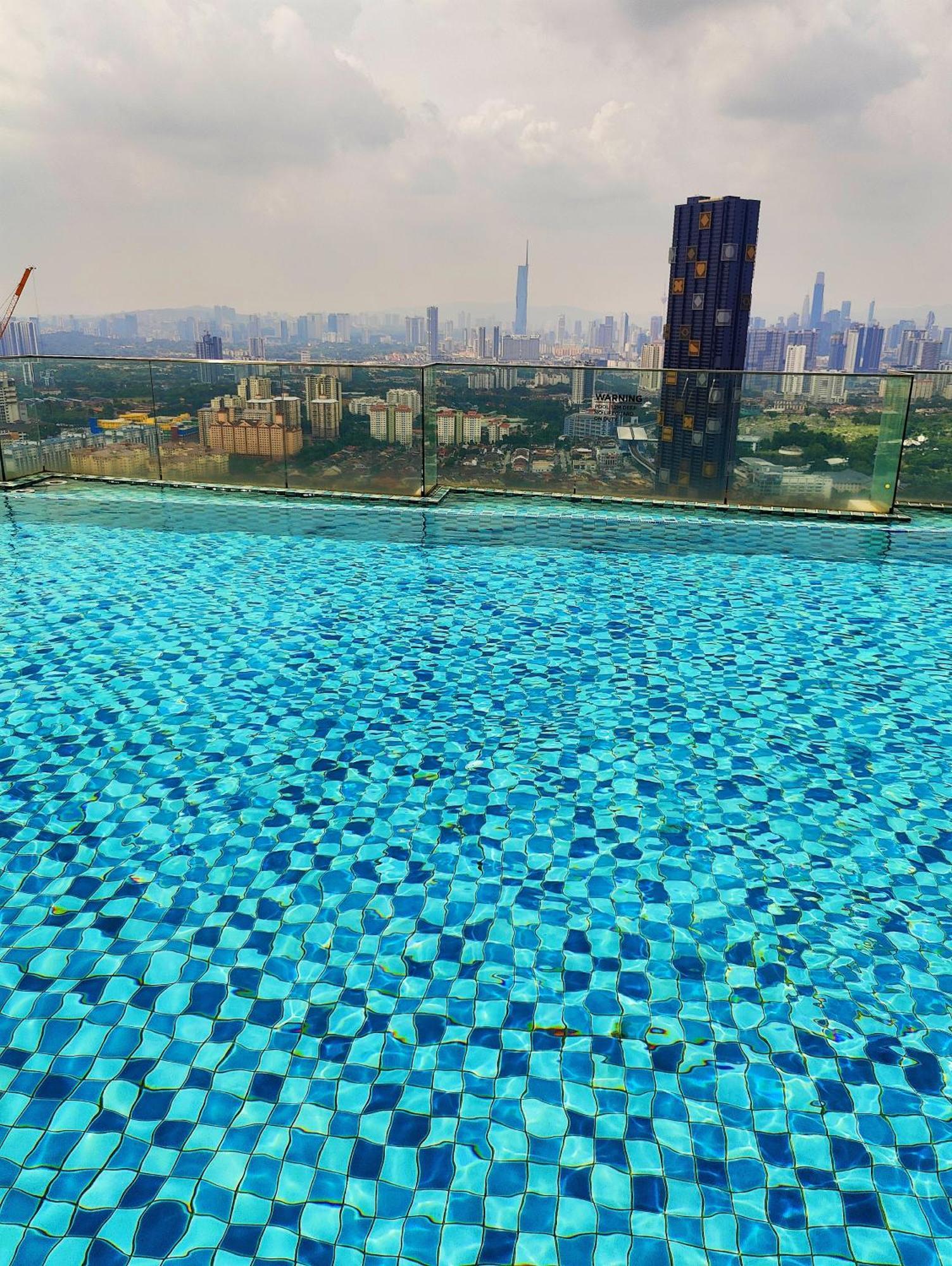 Eko Cheras Mall Duplex 双阳台 Mrt & 精品loft Apartment Kuala Lumpur