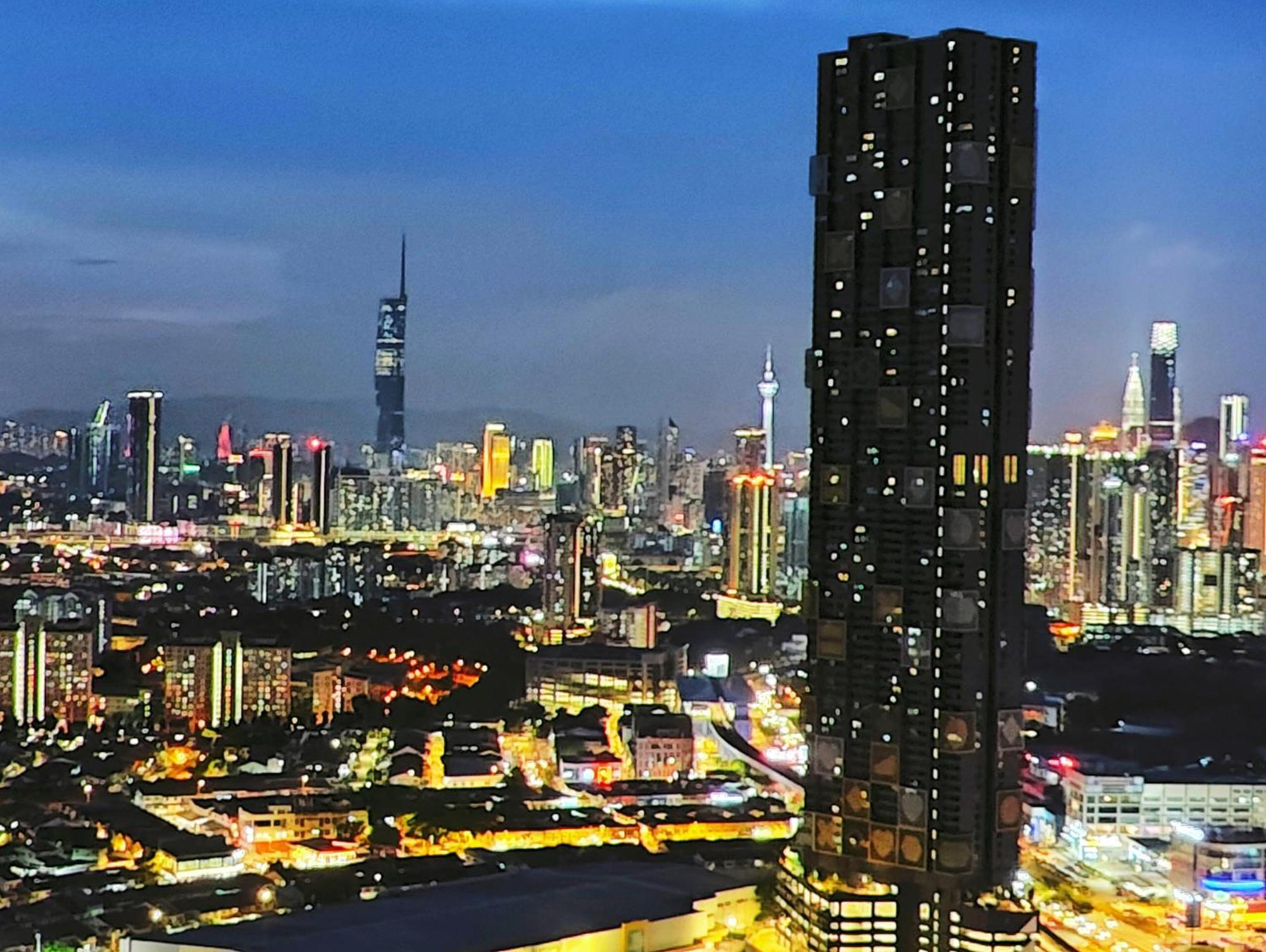 Eko Cheras Mall Duplex 双阳台 Mrt & 精品loft Pangsapuri Kuala Lumpur