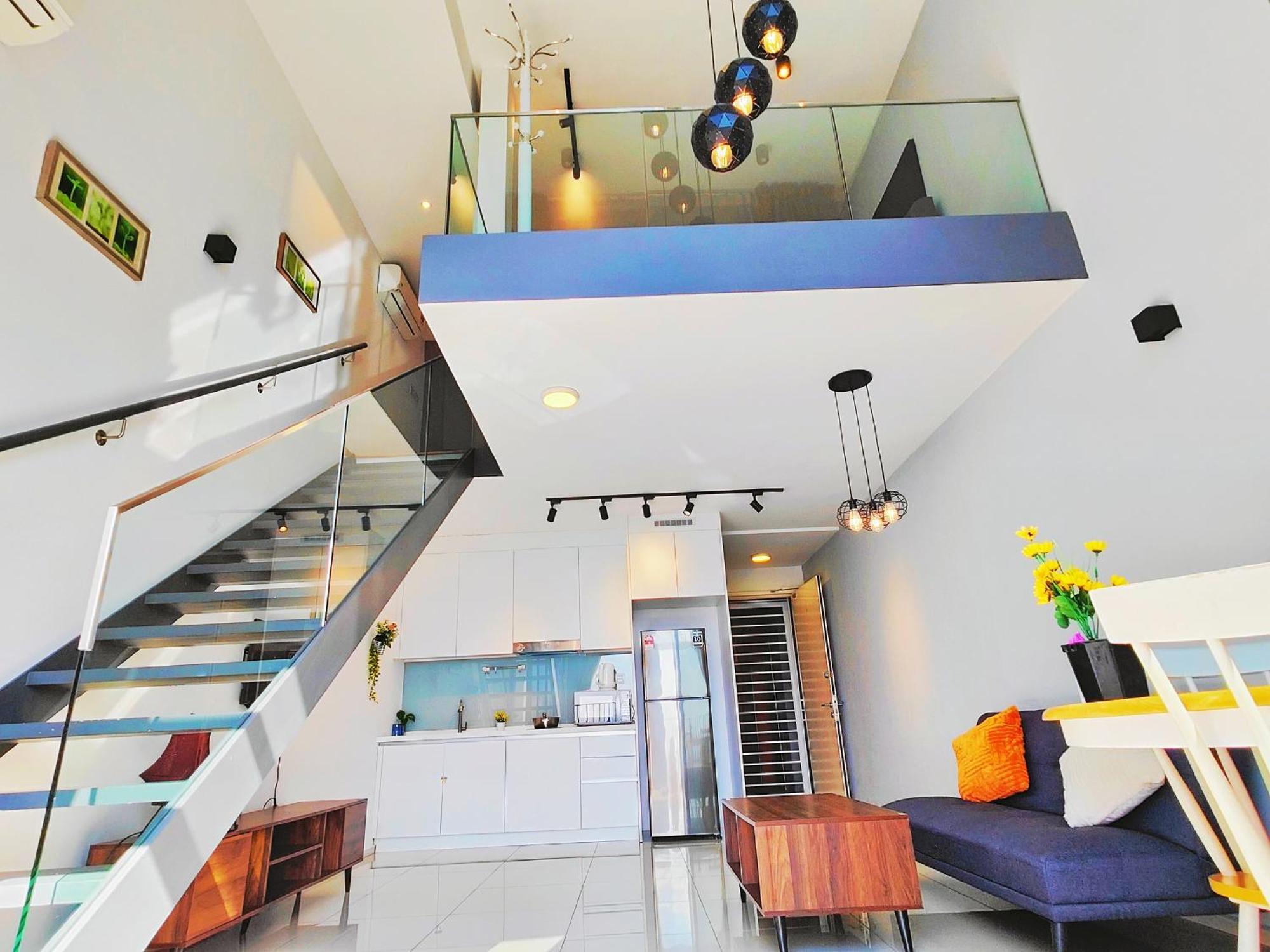 Eko Cheras Mall Duplex 双阳台 Mrt & 精品loft