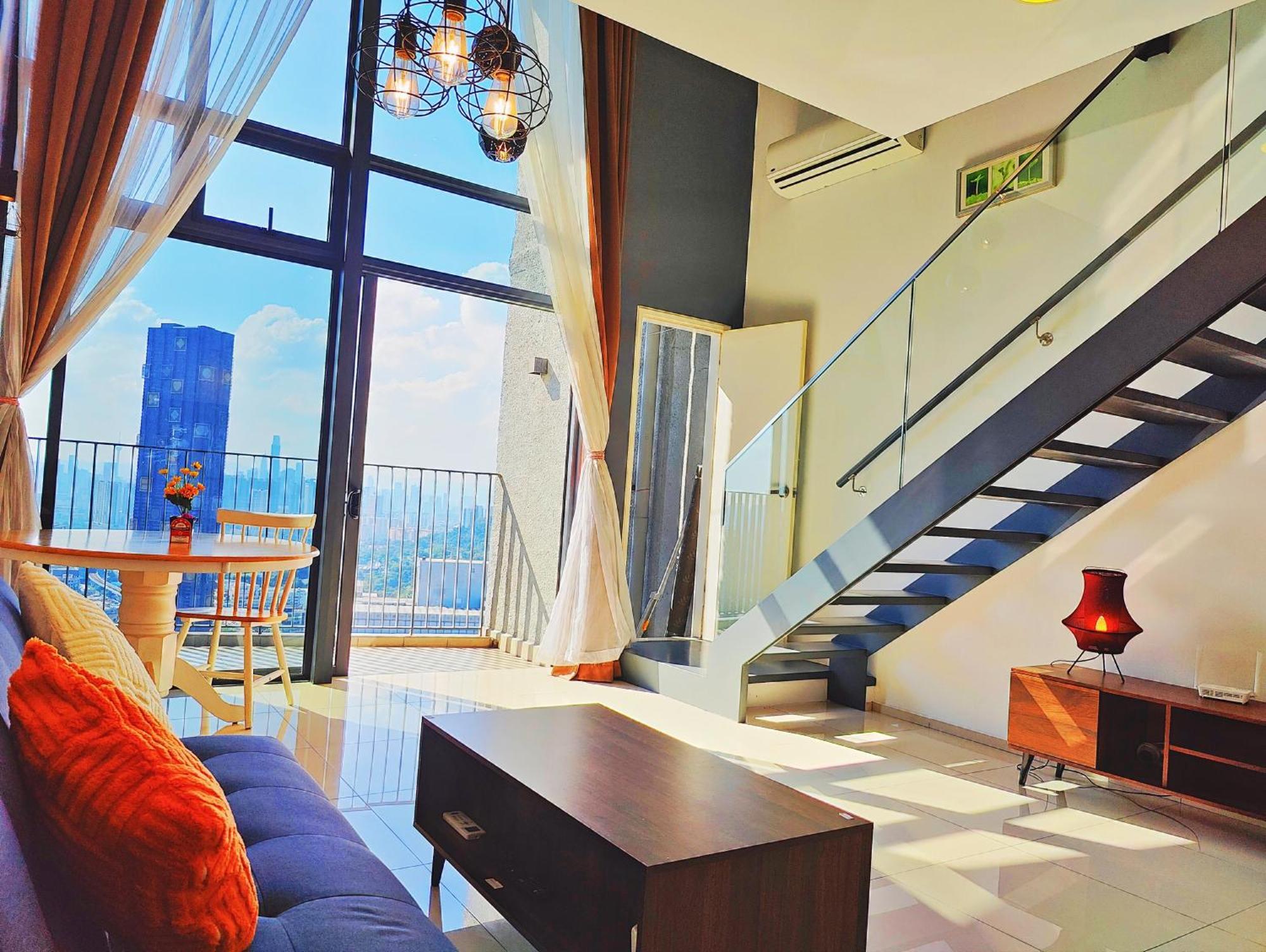 Eko Cheras Mall Duplex 双阳台 Mrt & 精品loft